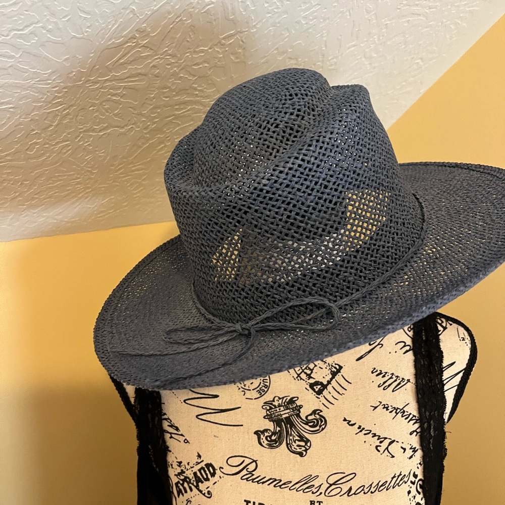 WOMENS HAT WIDE BRIM BLUE
GET READY FOR THE KENTUCKY DERBY 
SATURDAY MAY